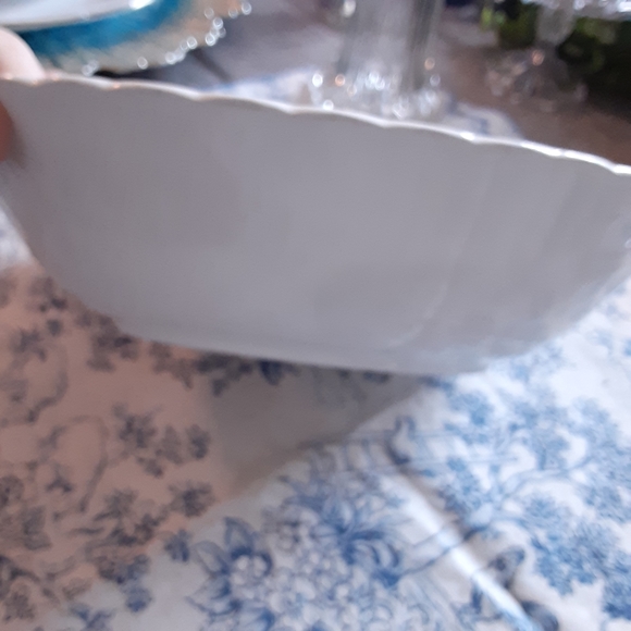 Johnson Brothers, Devon Sprays, Small Oval Serving Bowl - Picture 5 of 7